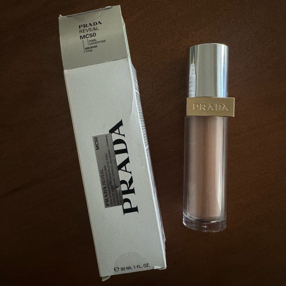 Used prada foundation MC50